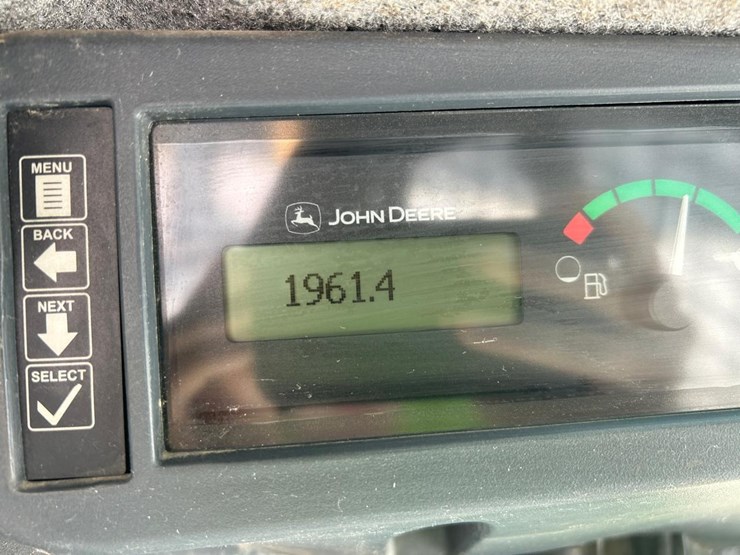 deere-323d-image-22