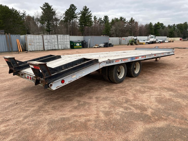 #366-•-1995-redi-haul-r25'-deckover-dovetail-trailer-(has-wi-title)-(nitke-yard-mosinee,-wi)-image-4