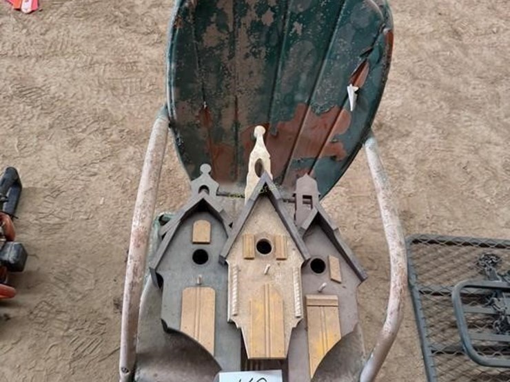 bird-house-&-chair-image-4