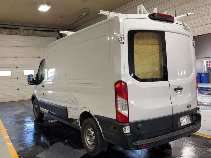 2019-ford-transit-image-3