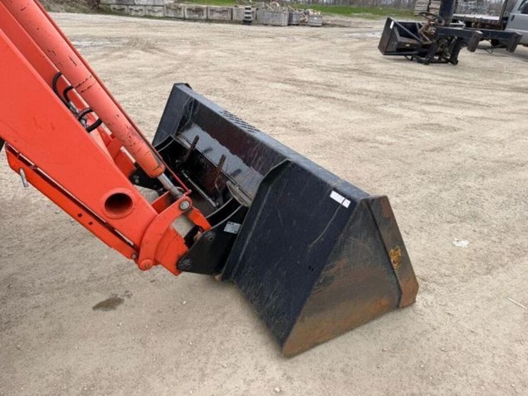 2007-kioti-dk65s-image-27