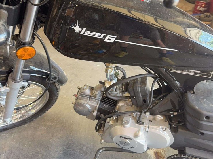 2022-bashan-chongqing-astronautic-bashan-laser-6-scooter-/-bike-125-4-stroke-image-2