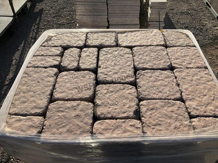 pallet-of-stone-pavers-image-5