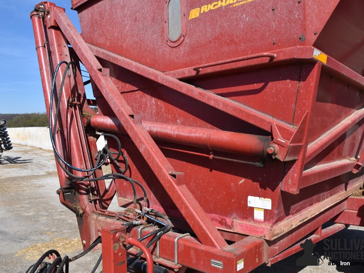 richardton-8210-image-10