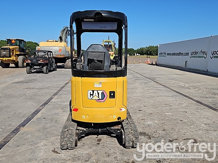 2023-caterpillar-301.7-image-24