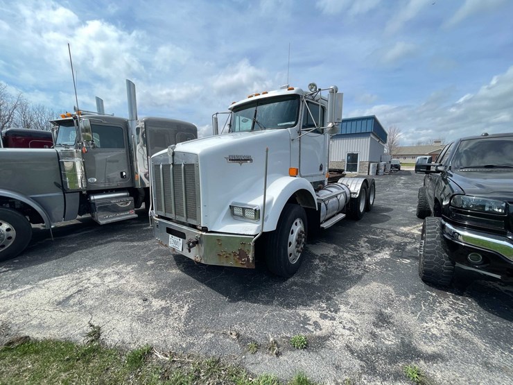 1997-kenworth-t800-image-1