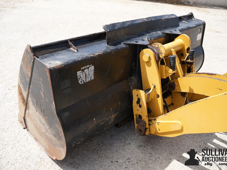 2022-caterpillar-914-image-10