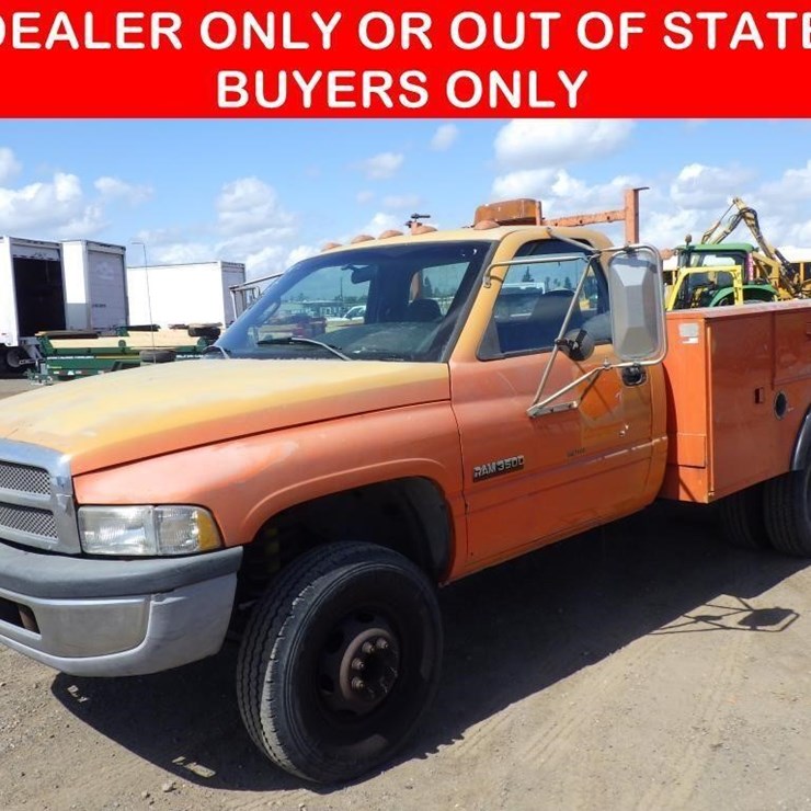 2001 DODGE 3500