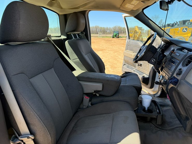 2010-ford-f150-image-32