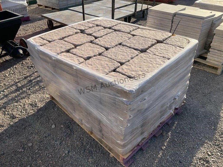 pallet-of-stone-pavers-image-3