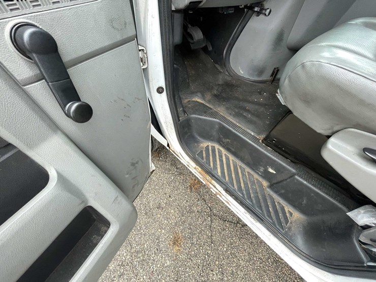 2016-ford-e450-image-20