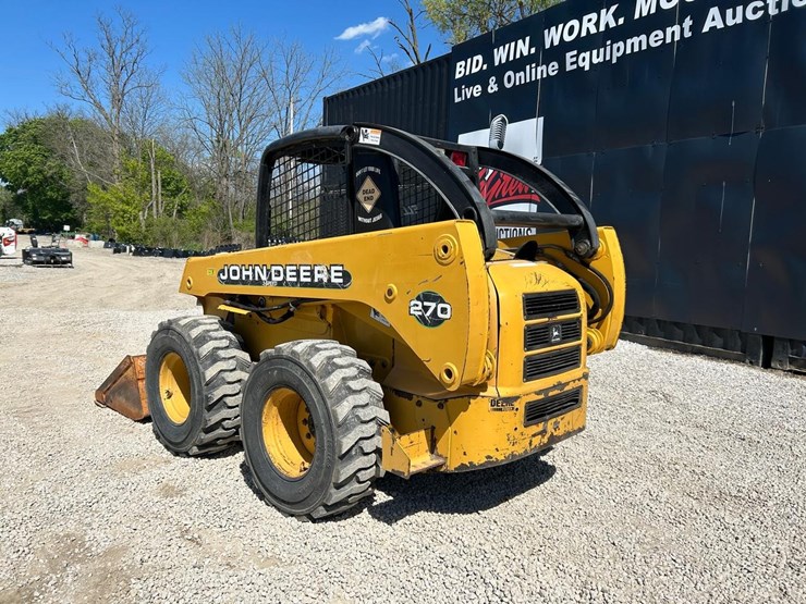 john-deere-270-image-2