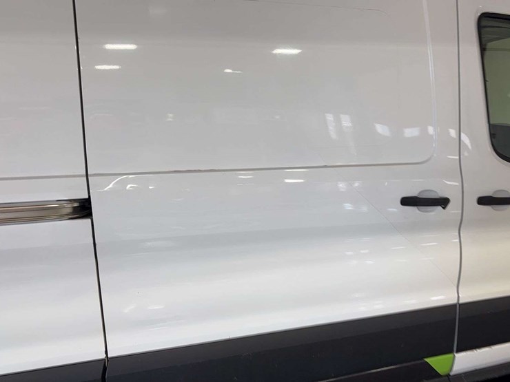 2020-ford-transit-image-28