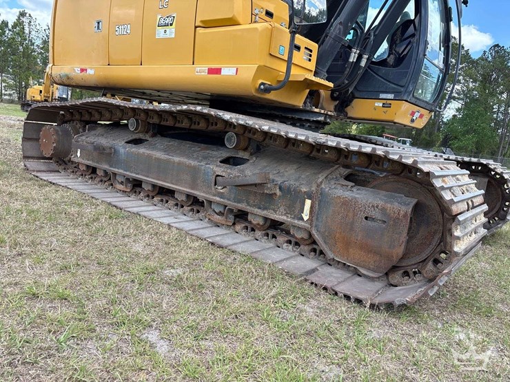 2019-deere-210g-image-44