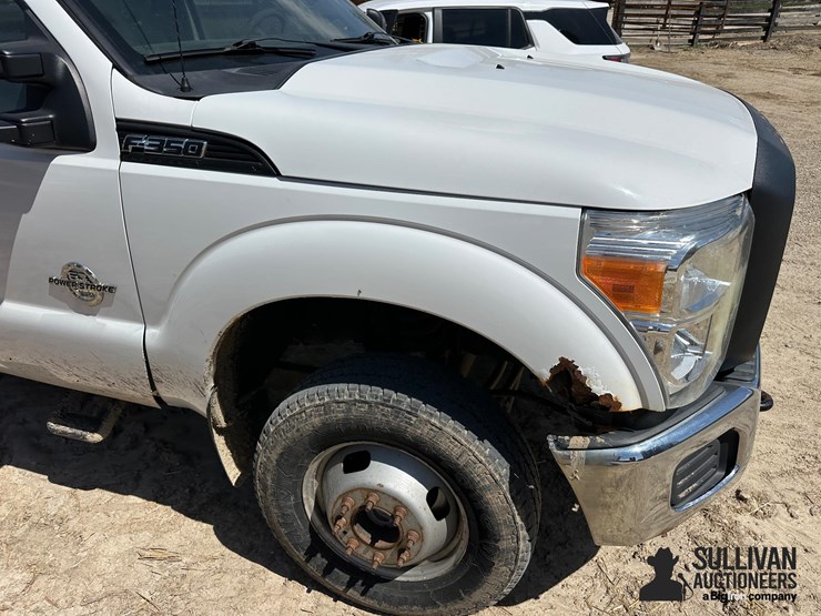 2012-ford-f350-xl-image-14