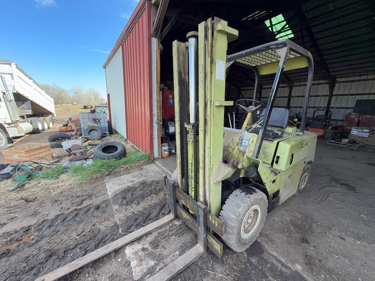 clark-l500y55-forklift-image-12