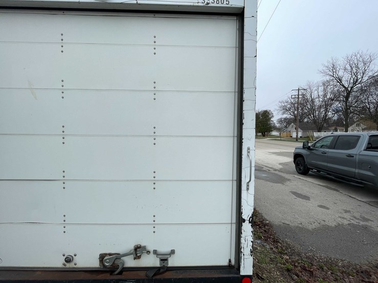 2016-ford-e450-image-37