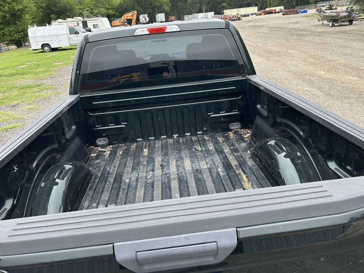2015-ford-f150-image-8