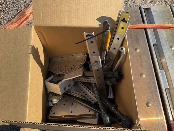 pallet-of-dcs-comfort-heaters-image-3