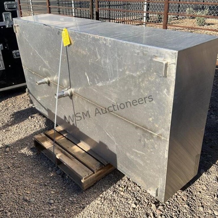 STAINLESS STEEL TANK