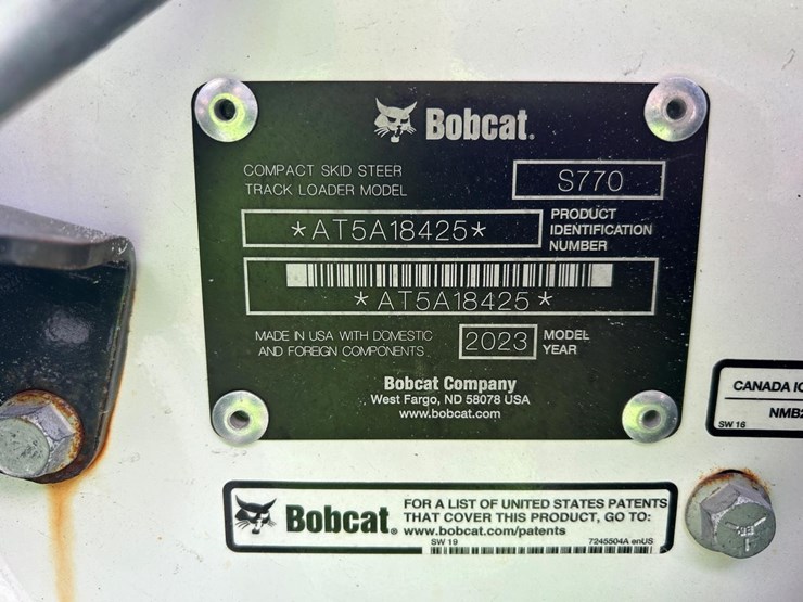 2023-bobcat-s770-image-29