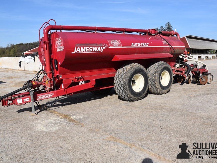 jamesway-auto-trac-5600-t/a-pull-type-manure-spreader-image-1
