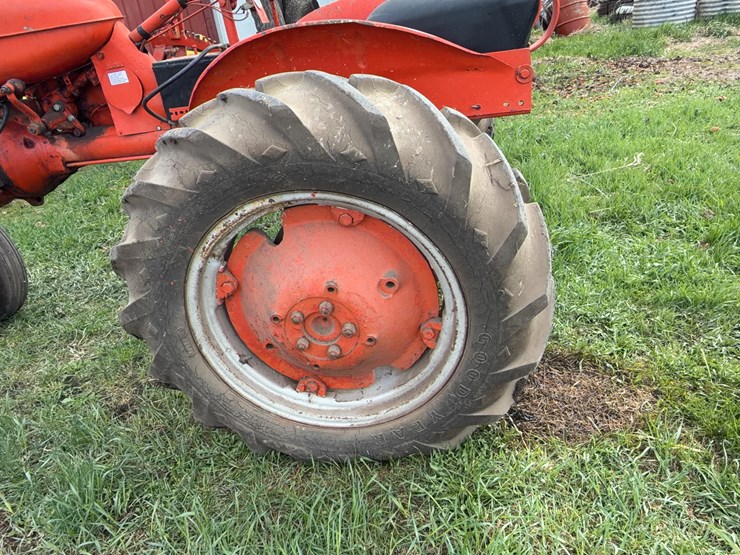 allis-chalmers-c-with-belly-mount-mower-image-22