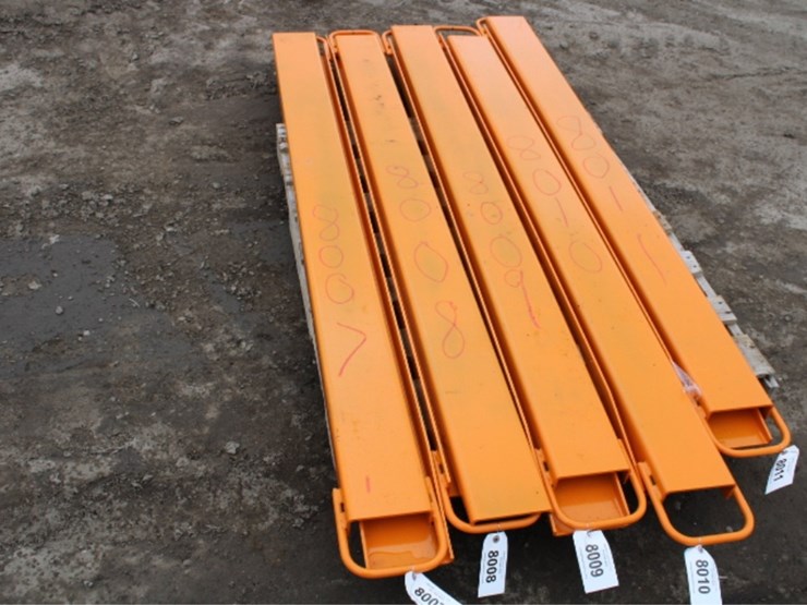 #8010-•-(1-set)-76-in-pallet-fork-extensions-image-1