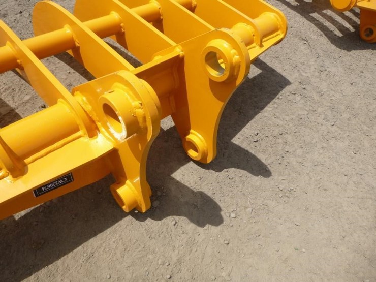 caterpillar-305-image-5