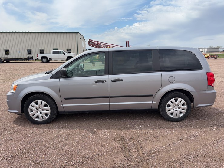 2015-dodge-grand-caravan-image-6