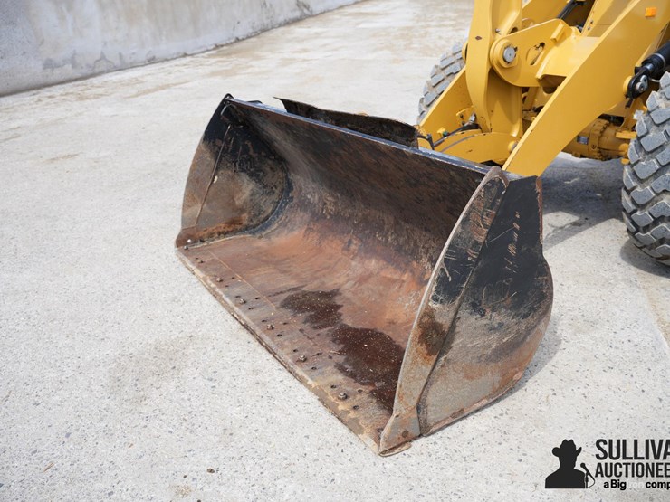 2022-caterpillar-914-image-9