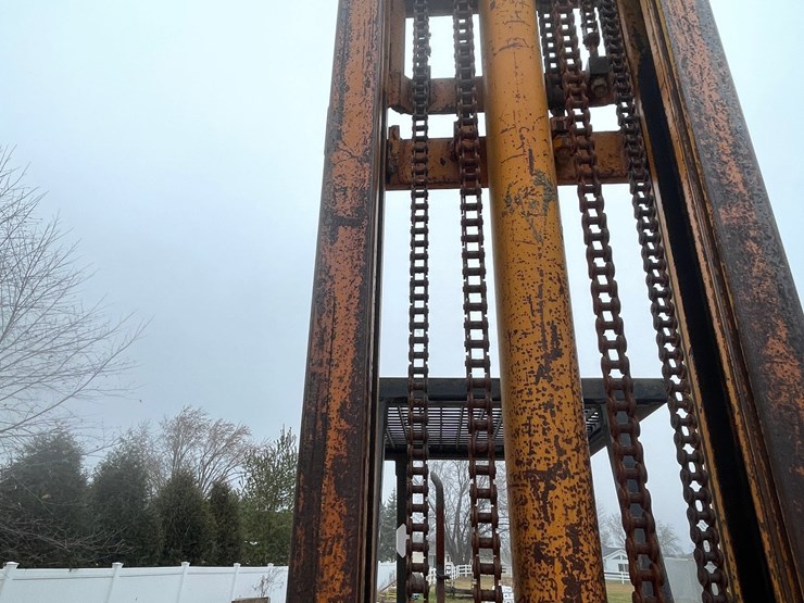 #406-•-case-585d-construction-king-forklift-(appleton,-wi)-image-24