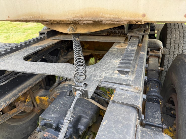2009-western-star-day-cab-image-11