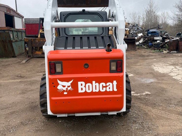 2009-bobcat-s205-image-8