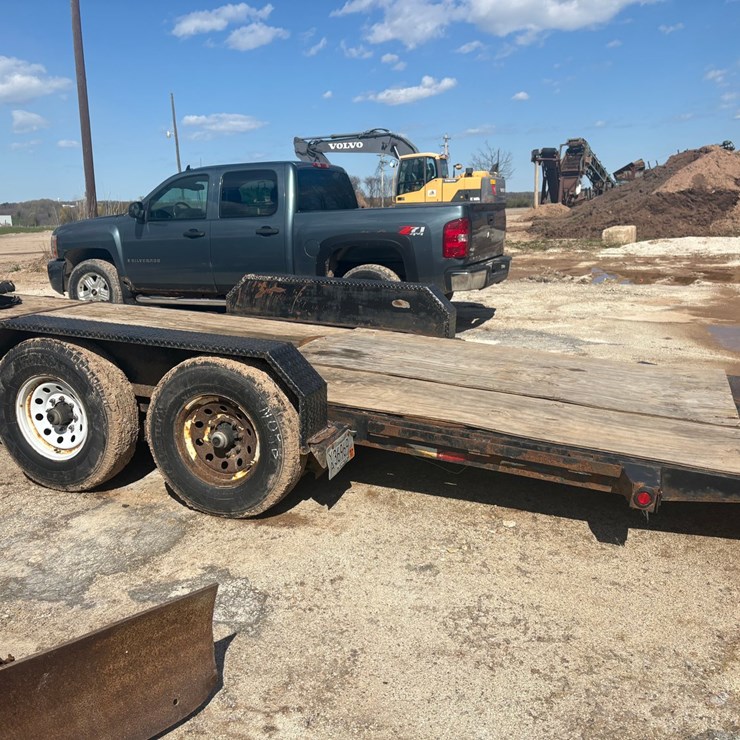 #358 • 2017 22' Big Tex Trailer (Has WI Title) (Denmark, WI)