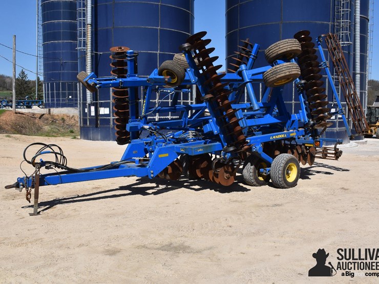2013-landoll-7431-26-image-1