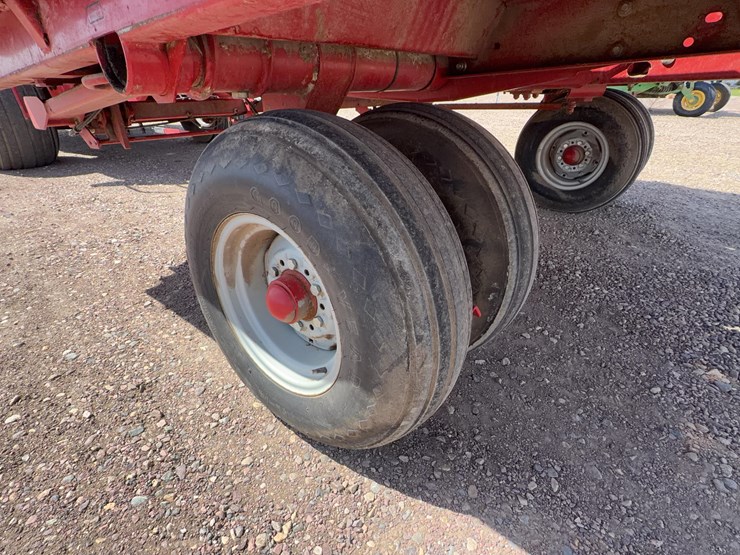 case-ih-8576-image-14
