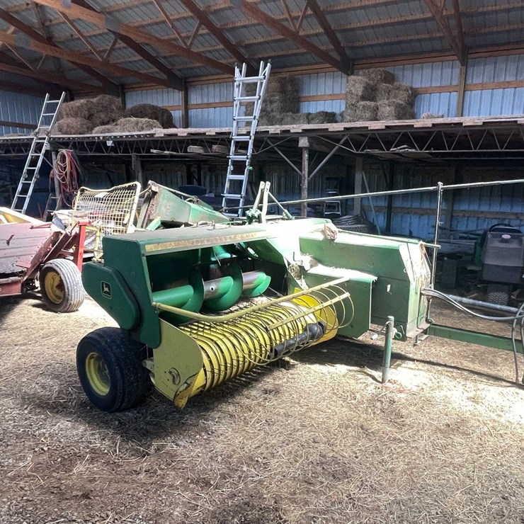 JOHN DEERE 336