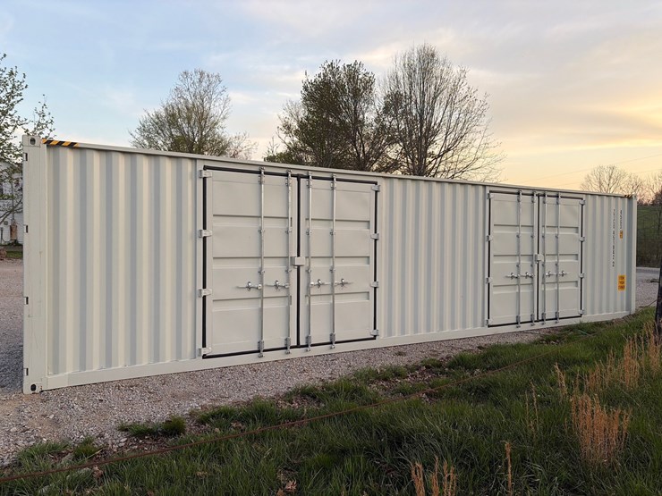 #100-•-40’-container-image-1