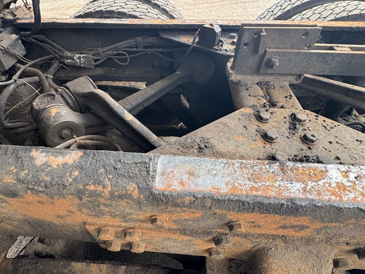 #204-•-1999-western-star-dump-truck-(has-mn-title)-(ham-lake,-mn)-image-32