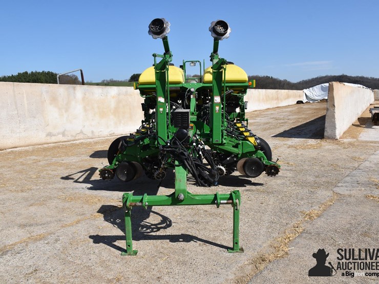 2016-john-deere-1775nt-image-2