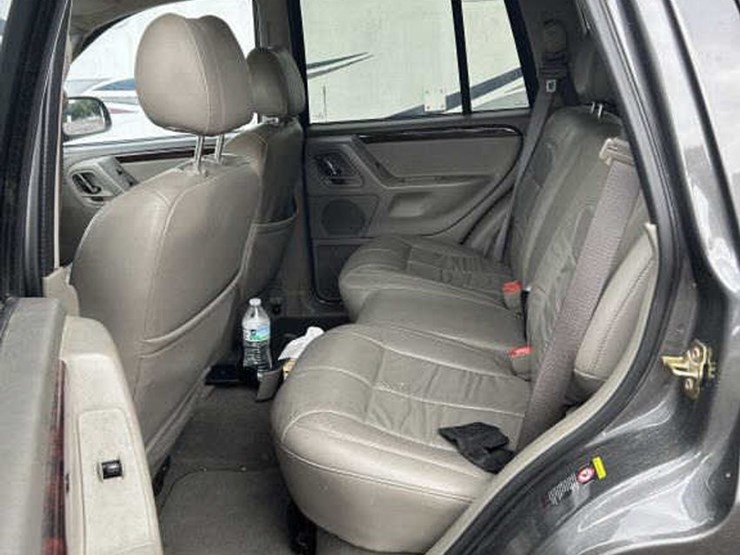 2002-jeep-grand-cherokee-image-14