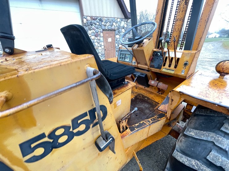 #406-•-case-585d-construction-king-forklift-(appleton,-wi)-image-59