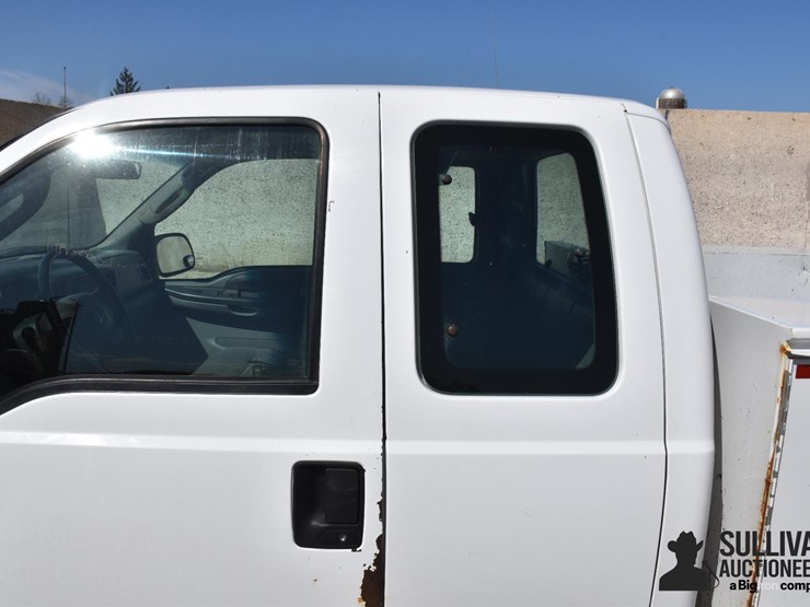 2003-ford-f350-xl-image-13