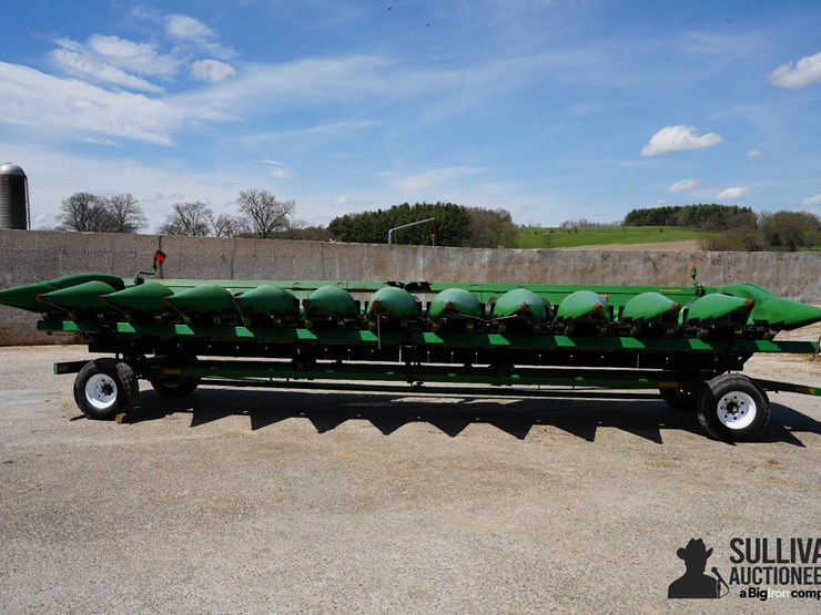 2013-john-deere-612c-stalkmaster-image-2