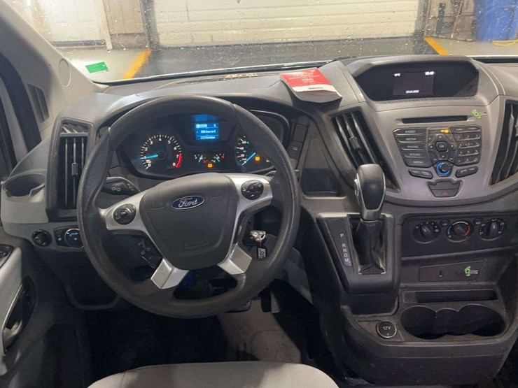 2019-ford-transit-image-14