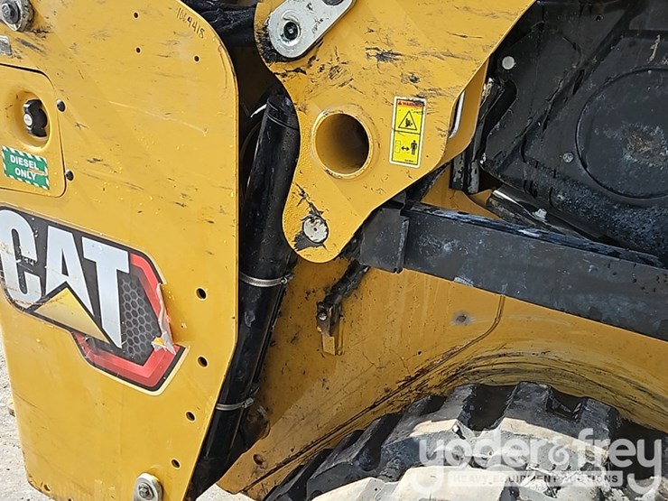 caterpillar-255-image-12