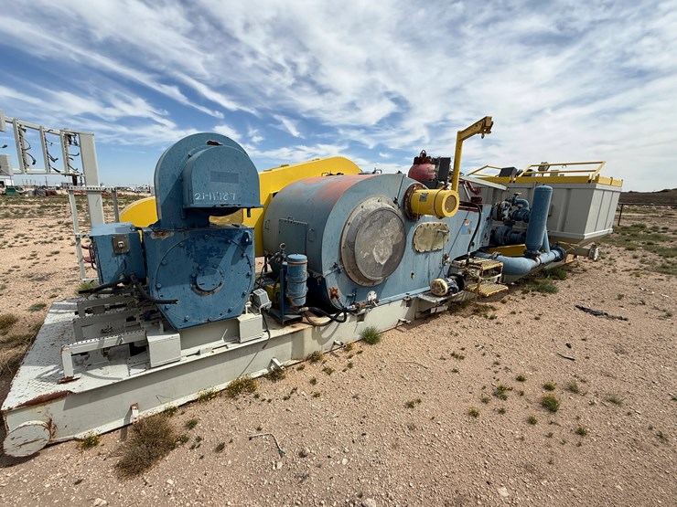 continental-emsco-fb-1600-5k-wp-triplex-mud-pump-w/-ac-electric-motor-&-mixing-tank-skidded-image-1