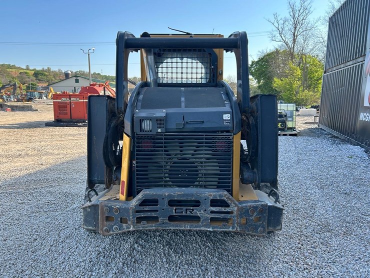 deere-333e-image-3