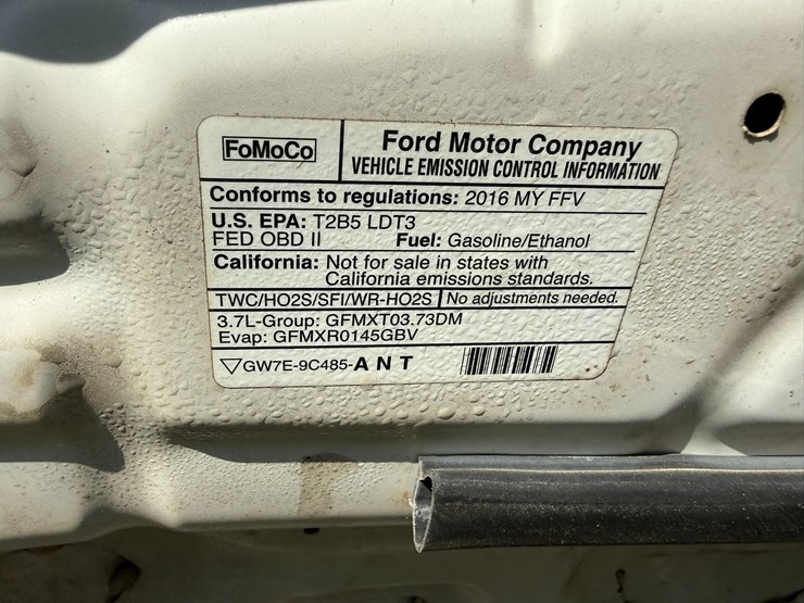 2016-ford-explorer-image-29